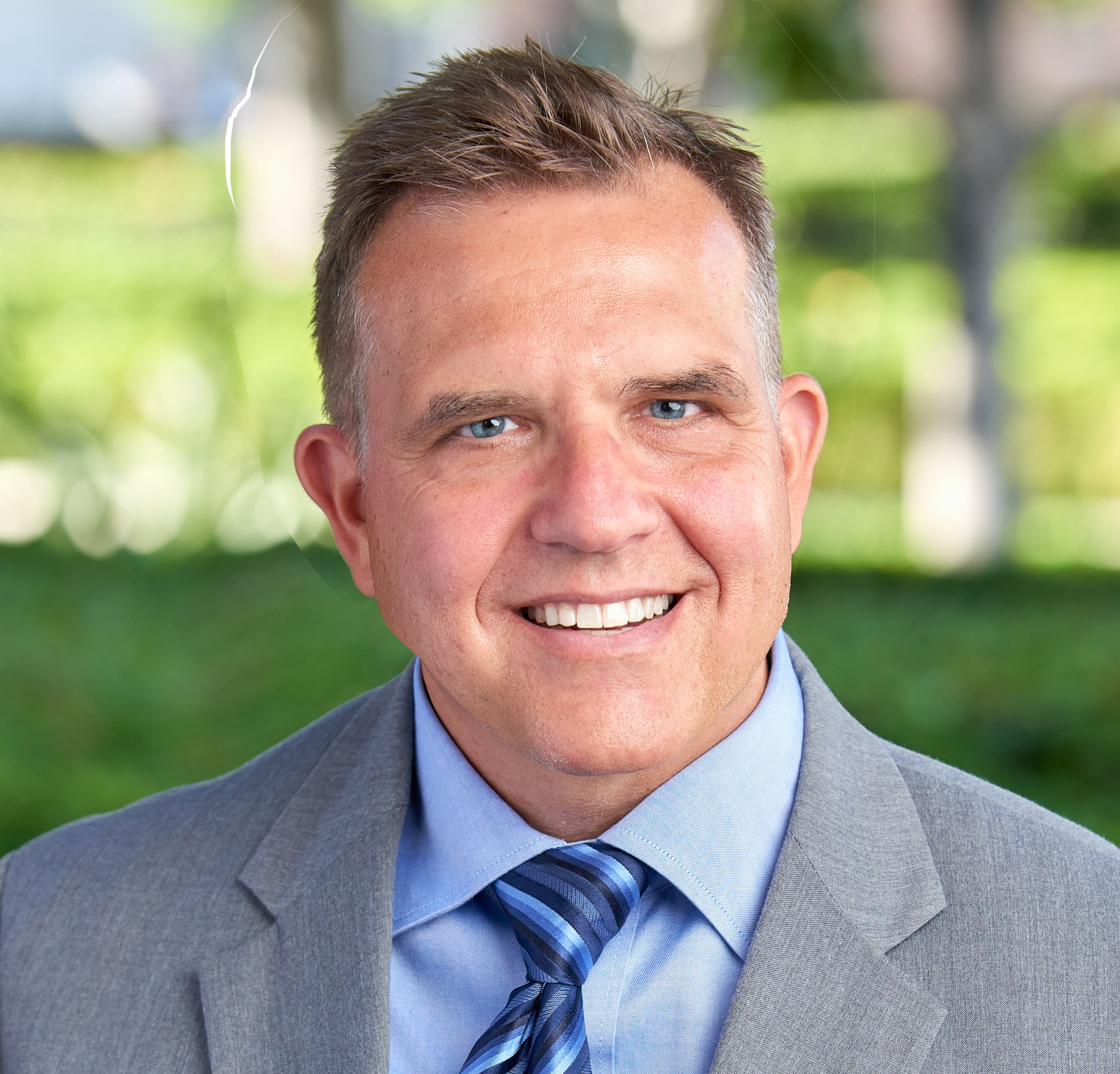 Todd Henneman of USC Marshall and CSULB Journalism